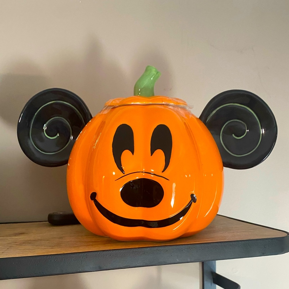 Mickey Mouse Pumpkin